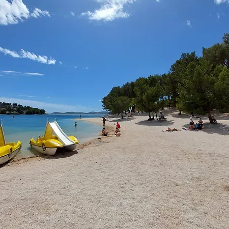 Mobile 3 - 80m To Porat Beach Pakostane *